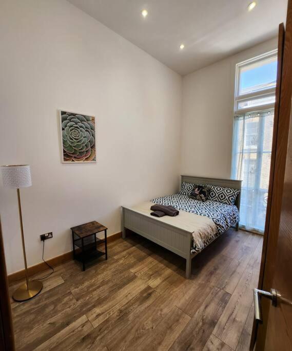 Imperial House Sea View Apartment
