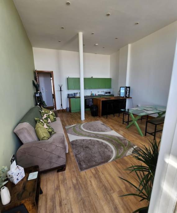 Imperial House Sea View Apartment *